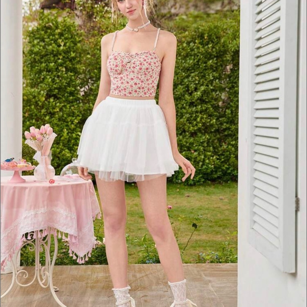 SHEIN NWT White Tulle Mini Skirt